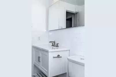 11 Lentz Ave, Newark, NJ 07105 - Photo 13