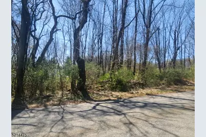 2 Fieldstone Ln, Hardyston Township, NJ 07416 - Photo 3