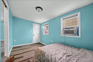 21 Helen, Moonachie, NJ 07074 - Photo 11