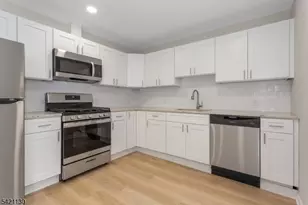 127 Main St, Bloomingdale, NJ 07403 - Photo 7