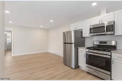 127 Main St #2A, Bloomingdale, NJ 07403 - Photo 5