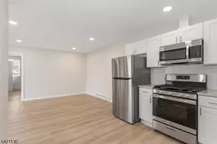 127 Main St, Bloomingdale, NJ 07403 - Photo 5