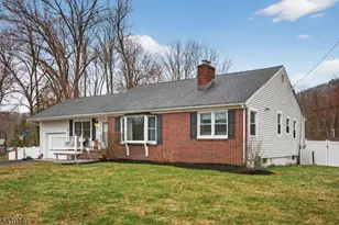 5 Birch Rd, Byram Township, NJ 07821 - Photo 3