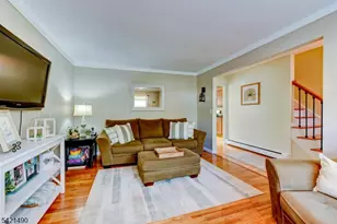 8 Loretta Ln, Jefferson Township, NJ 07438 - Photo 13