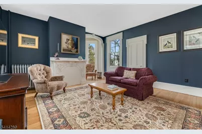 68 W Main St, Clinton, NJ 08809 - Photo 17