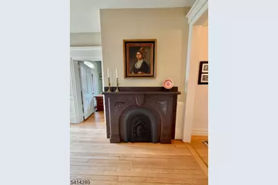 68 W Main St, Clinton, NJ 08809 - Photo 9