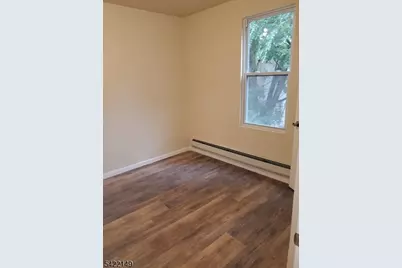 418 Woodside Ave #1, Newark, NJ 07104 - Photo 7