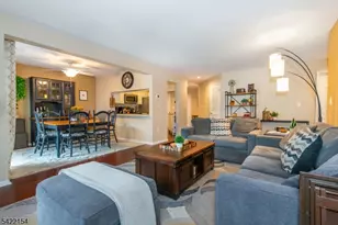 117 Quartz Ln, Paterson, NJ 07501 - Photo 7