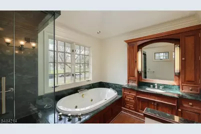 11 Fenimore Dr, Scotch Plains Township, NJ 07076 - Photo 23