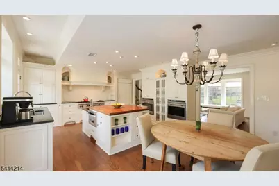 11 Fenimore Dr, Scotch Plains Township, NJ 07076 - Photo 11