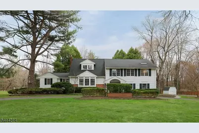 11 Fenimore Dr, Scotch Plains Township, NJ 07076 - Photo 3