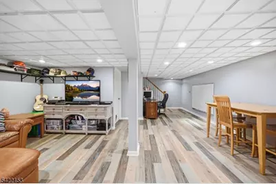 157 Oakwood Ave, North Haledon, NJ 07508 - Photo 25