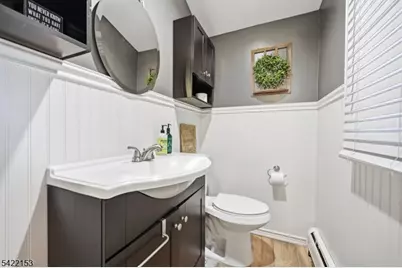 157 Oakwood Ave, North Haledon, NJ 07508 - Photo 15