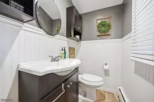 157 Oakwood Ave, North Haledon, NJ 07508 - Photo 15