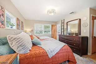 157 Oakwood Ave, North Haledon, NJ 07508 - Photo 17