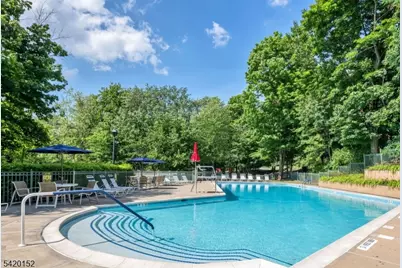 1317 Paddington Rd, Mahwah, NJ 07430 - Photo 21