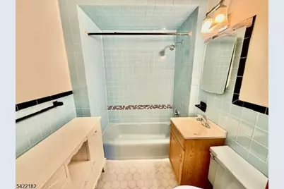 46 Frances St, Clifton, NJ 07014 - Photo 7