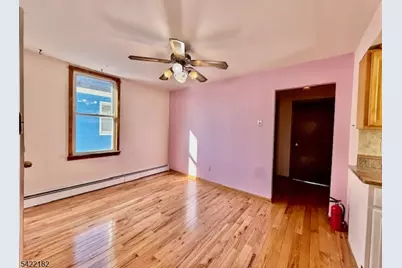 46 Frances St, Clifton, NJ 07014 - Photo 3