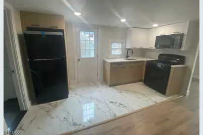 323 Rutherford Ave #4, Franklin, NJ 07416 - Photo 1