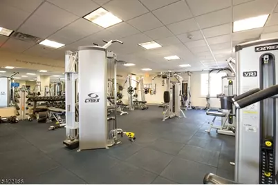 20766 Shearwater Ct #66, Jersey City, NJ 07305 - Photo 25