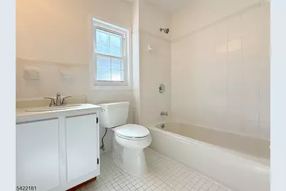 45 Wedgewood Dr #125, Verona, NJ 07044 - Photo 7