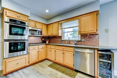 3 Yorktown Rd, Millstone Borough, NJ 08844 - Photo 5