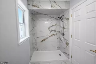 95 19th Ave, Newark, NJ 07103 - Photo 9