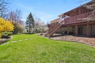 407 Mountain Way, Parsippany, NJ 07950 - Photo 39