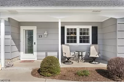 13 Hillside Dr, Clinton, NJ 08809 - Photo 3