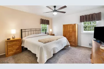 13 Hillside Dr, Clinton, NJ 08809 - Photo 17