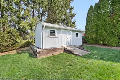 13 Hillside Dr, Clinton, NJ 08809 - Photo 27