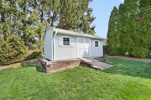 13 Hillside Dr, Clinton, NJ 08809 - Photo 27