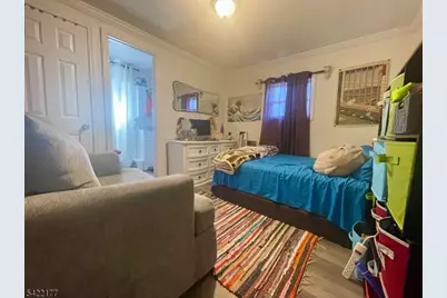 28 Finns Dr, Wayne Twp., NJ 07470 - Photo 11