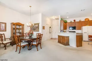 703 4 Seasons Dr, Wayne, NJ 07470 - Photo 7