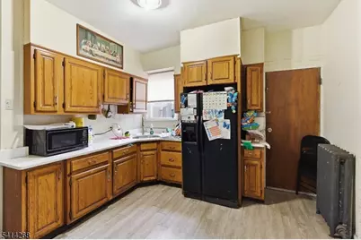 27 Jacques St, Elizabeth, NJ 07201 - Photo 7