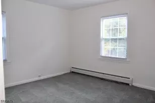 102 Paterson Ave, Midland Park, NJ 07432 - Photo 15