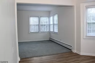 102 Paterson Ave, Midland Park, NJ 07432 - Photo 9