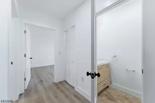 95 Shepherds Ln, Totowa, NJ 07512 - Photo 13