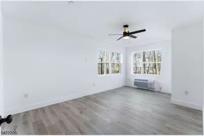 95 Shepherds Ln #B201, Totowa, NJ 07512 - Photo 17