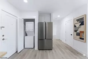 95 Shepherds Ln, Totowa, NJ 07512 - Photo 7