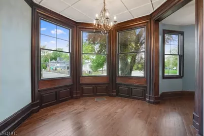 1 Franklin Pl #1, Morristown, NJ 07960 - Photo 17