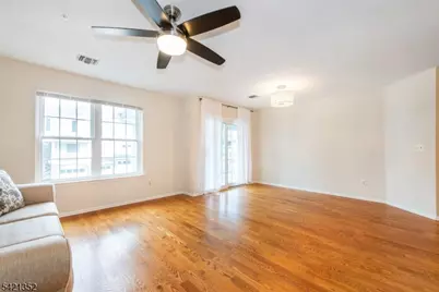 1011 Worthington Ct, Denville, NJ 07834 - Photo 7