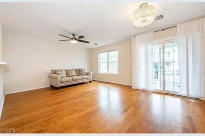 1011 Worthington Ct, Denville, NJ 07834 - Photo 3