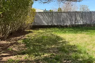 618 Fairway Dr, Union Township, NJ 07083 - Photo 5