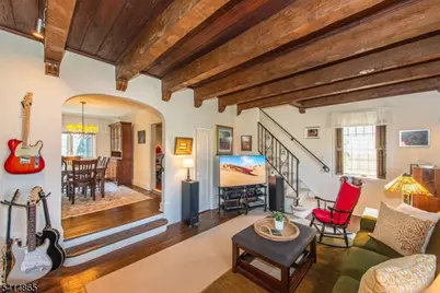 31 Windsor Rd, Clifton, NJ 07012 - Photo 5