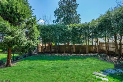 31 Windsor Rd, Clifton, NJ 07012 - Photo 31