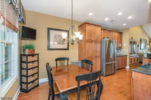 24 Hopkins Ct, Parsippany, NJ 07054 - Photo 11