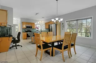 123 N Livingston Ave, Livingston, NJ 07039 - Photo 13