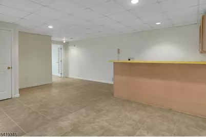 123 N Livingston Ave, Livingston, NJ 07039 - Photo 33