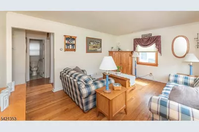 89 Oakland Ave, Rockaway Township, NJ 07866 - Photo 3